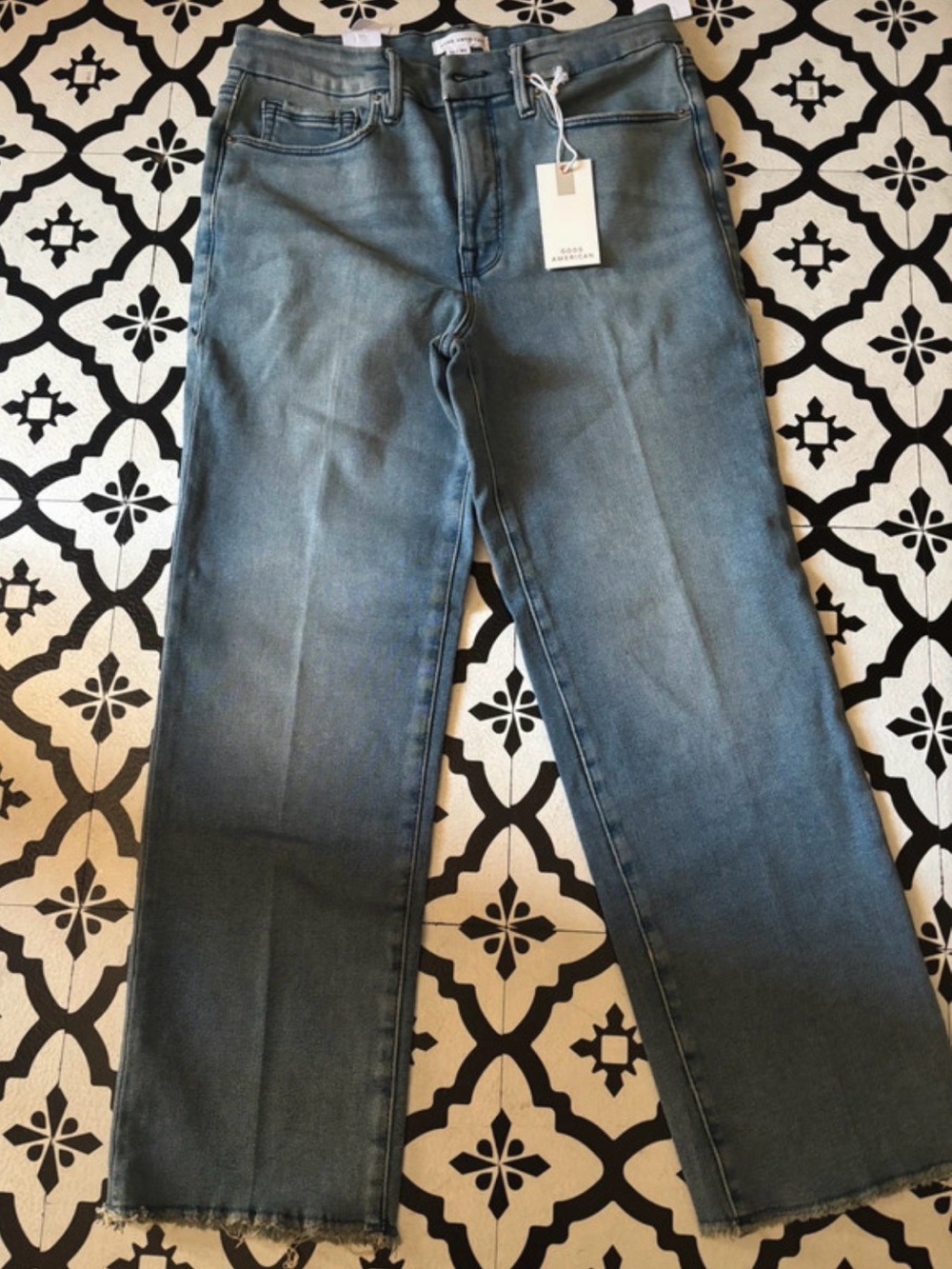 Good American Good Petite Straight-Leg Jeans, Size 30, Size 10, New Jeans
